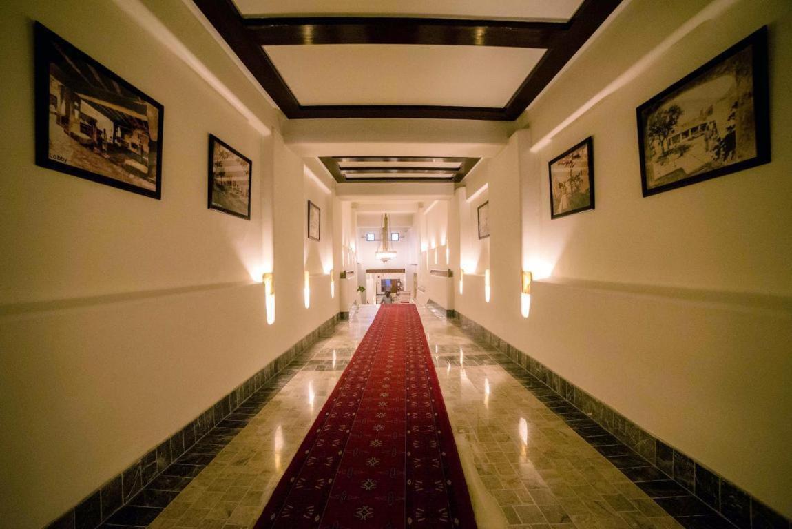 Quetta Serena Hotel ภายนอก รูปภาพ